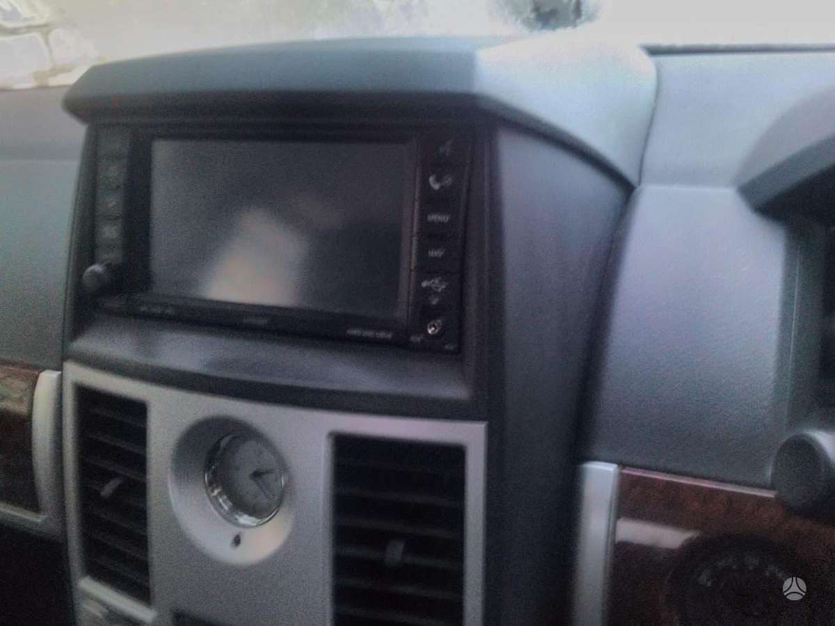 Chrysler Grand Voyager dalimis