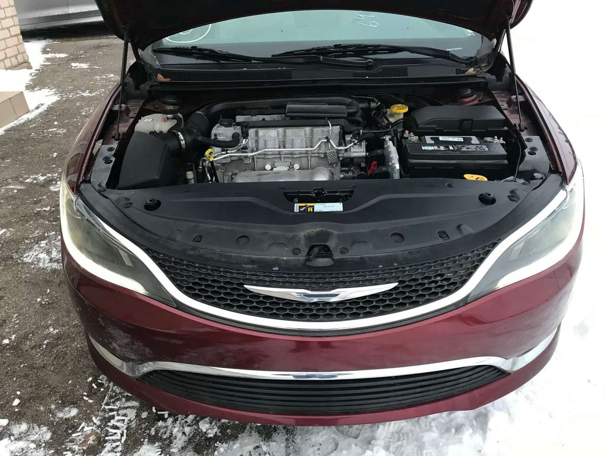 Chrysler 200