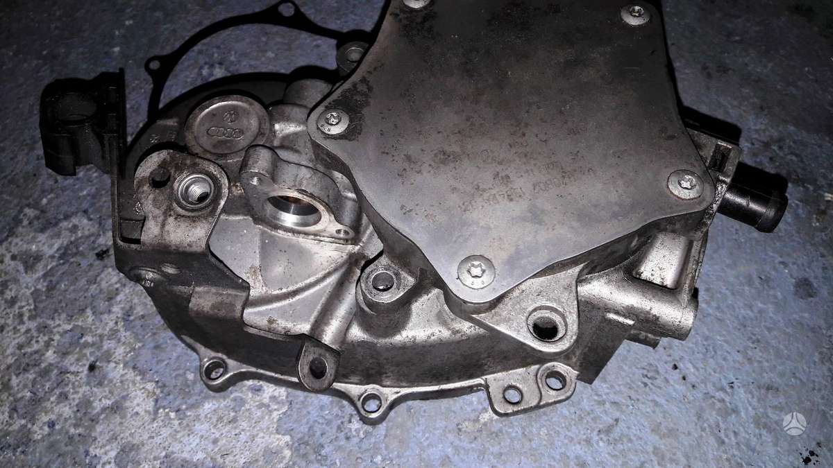 Volkswagen Eos, BWA AXA, engine parts