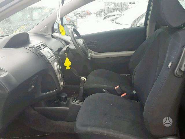 Toyota Yaris for parts