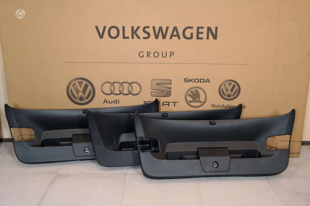 Volkswagen Golf, DURELES KAIP NAUJOS SPALVOS KODAS LC9X, детали салона