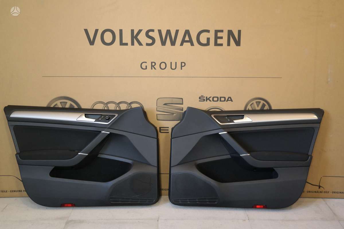 Volkswagen Golf, DURELES KAIP NAUJOS SPALVOS KODAS LC9X, детали салона