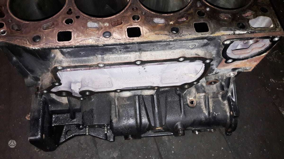 Hyundai H1, D4CB, variklio detalės