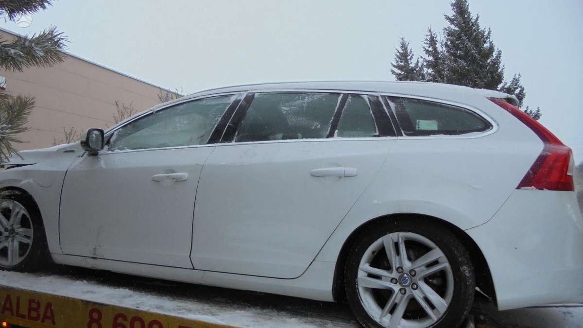 Volvo V60 dalimis. Rida 80 000km