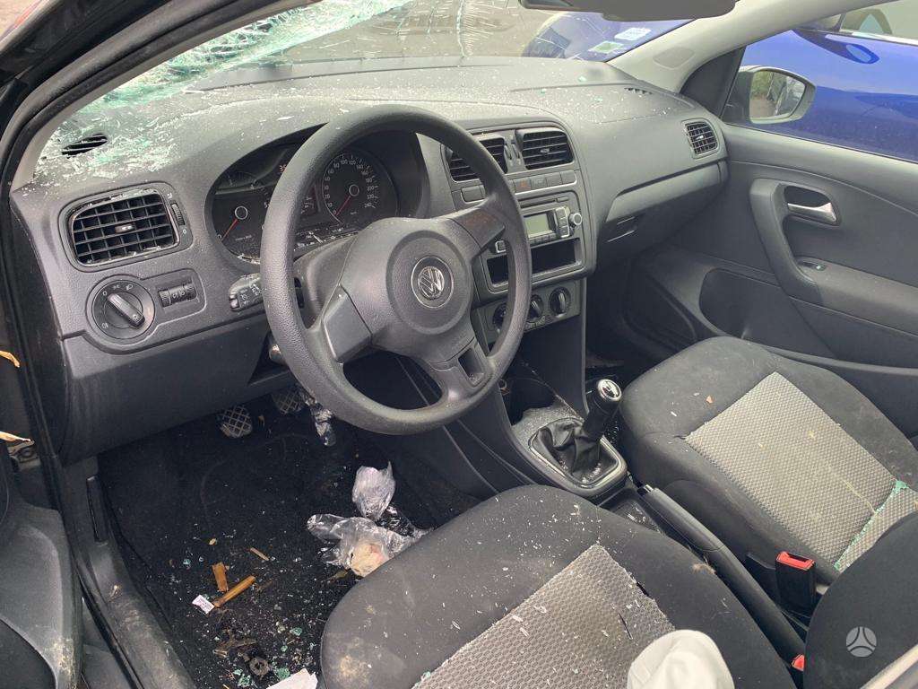 Volkswagen Polo dalimis
