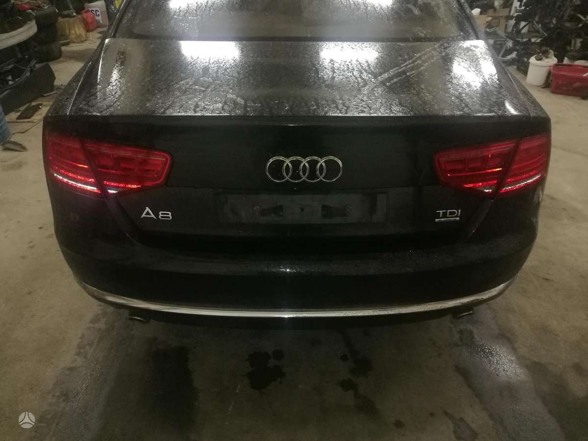 Audi A8 детали кузова