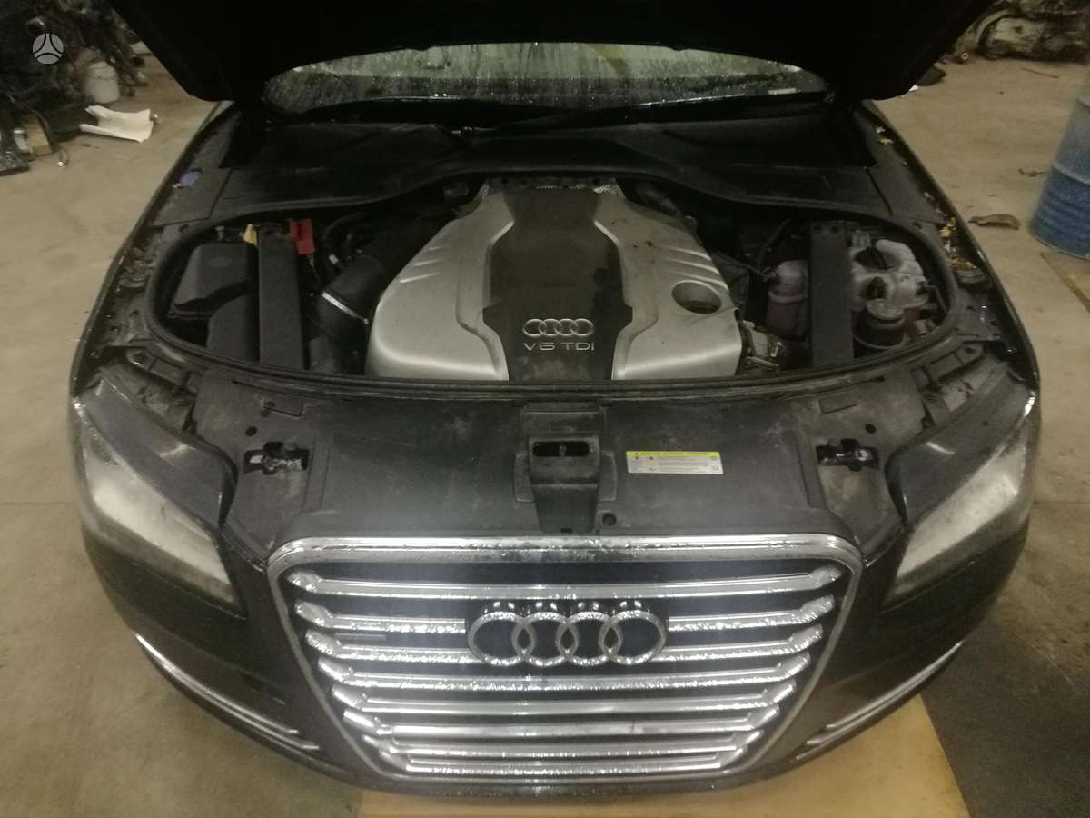 Audi A8 детали кузова