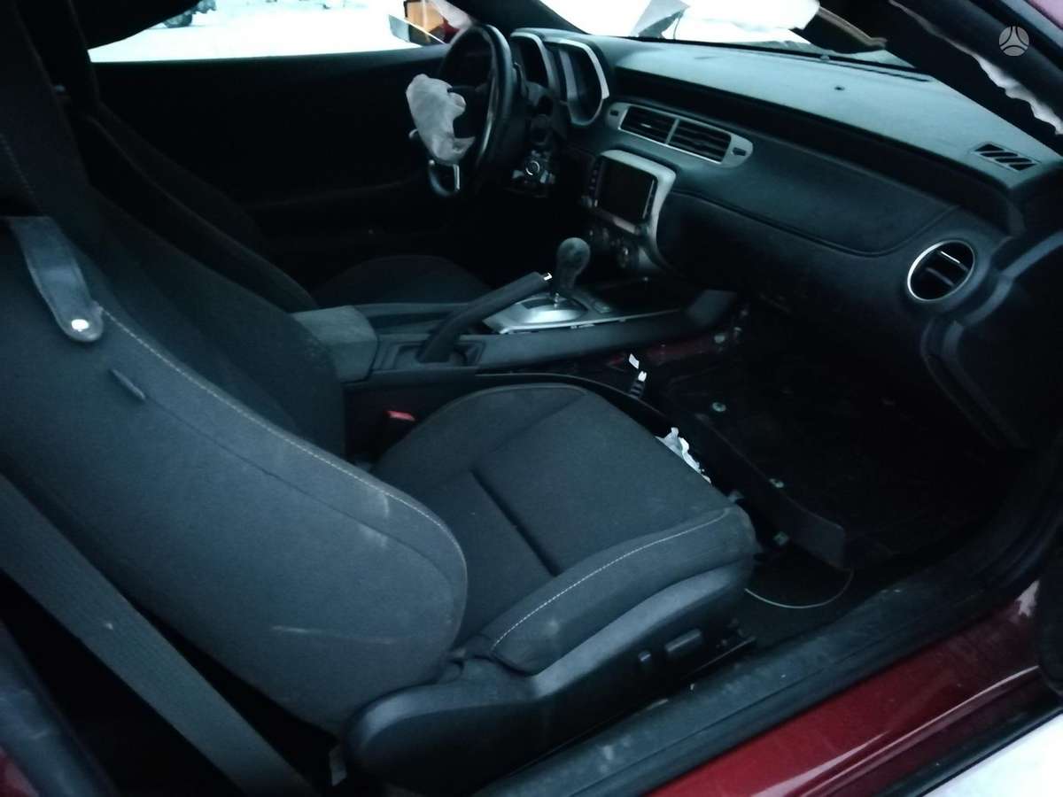 Chevrolet Camaro dalimis