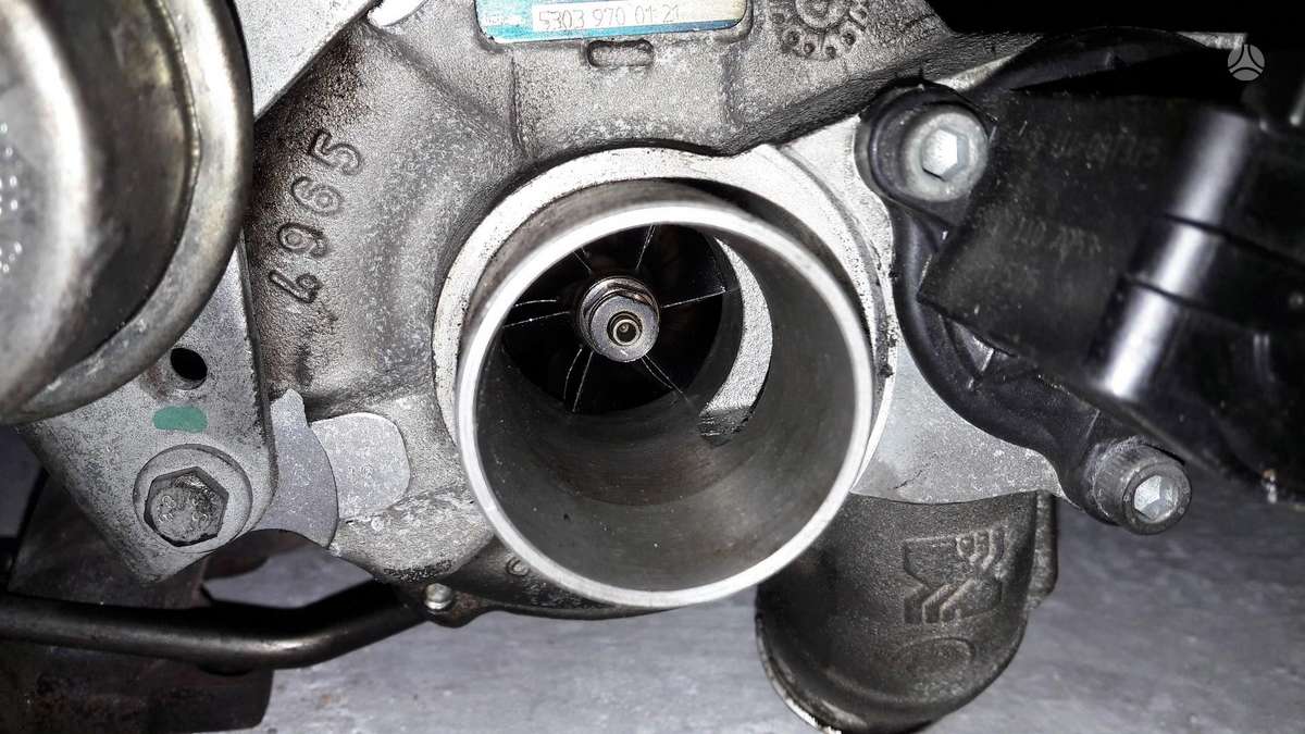Peugeot 308, V758078980, variklio detalės