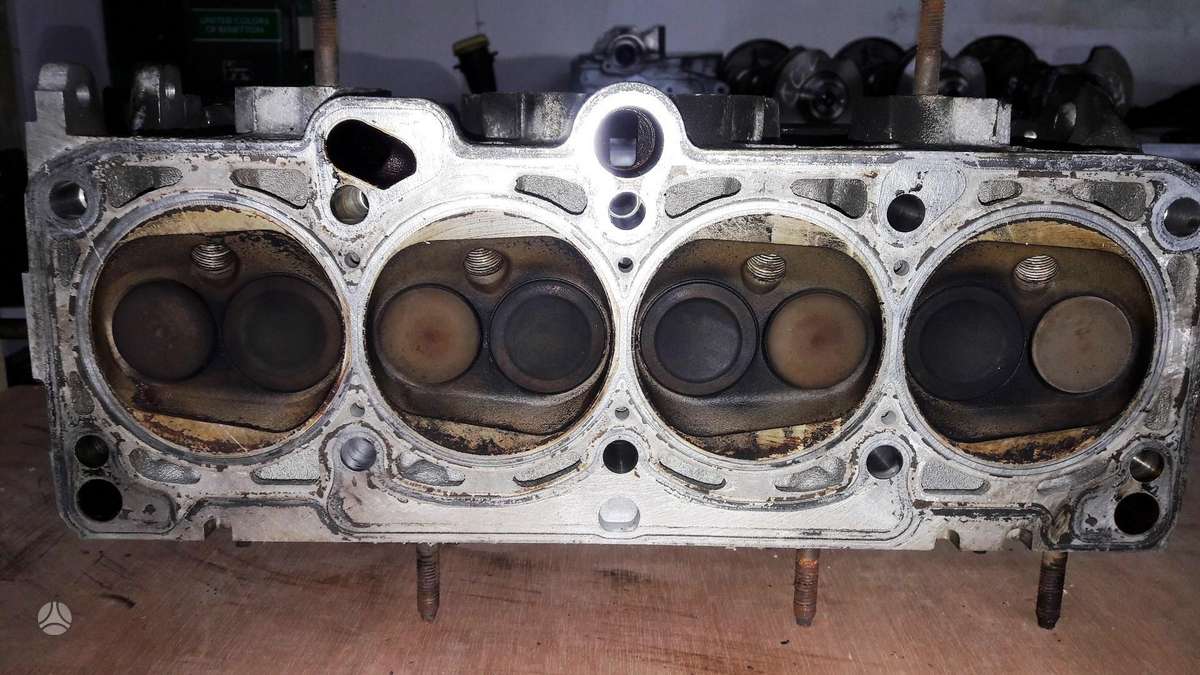 Volkswagen Caddy, BSE, variklio detalės