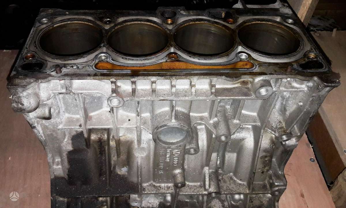 Volkswagen Caddy, BSE, детали двигателя