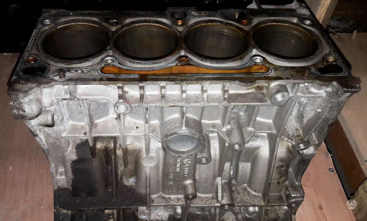 Volkswagen Golf, BSE, variklio detalės