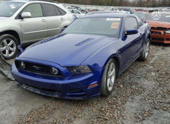 Ford Mustang dalimis