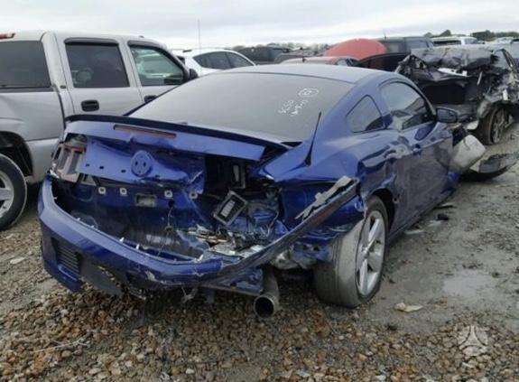 Ford Mustang dalimis