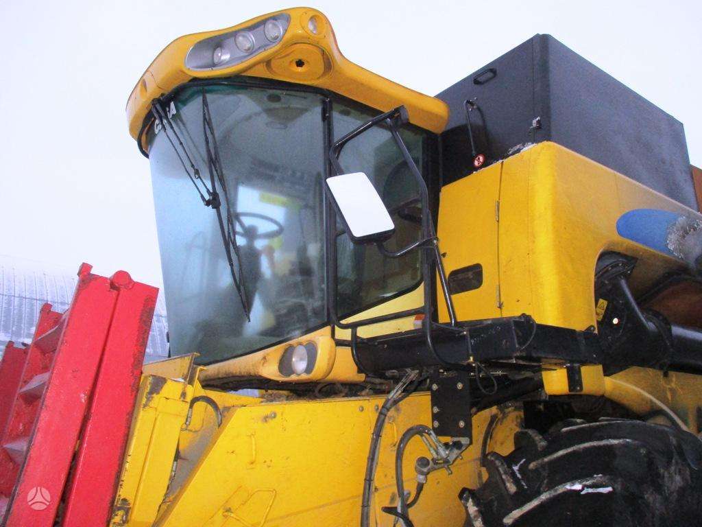New Holland CS660