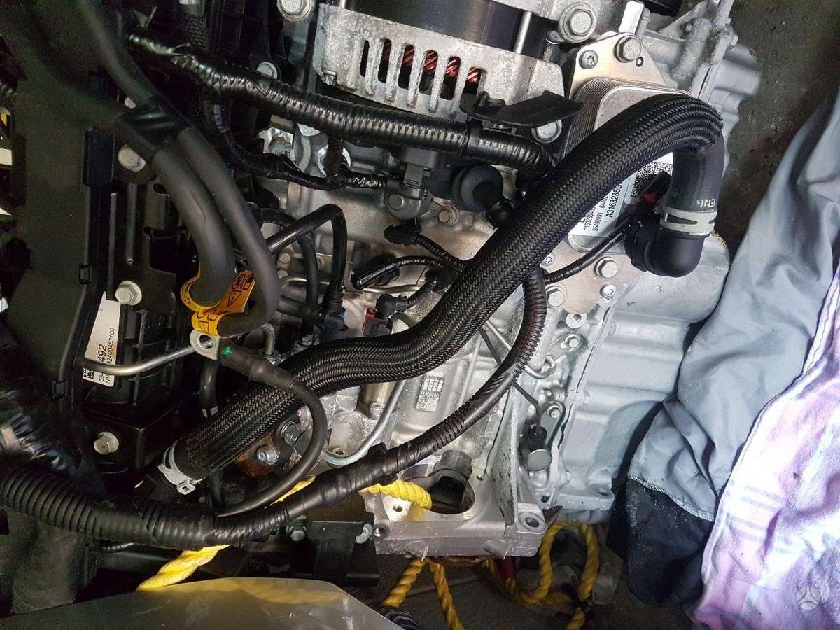 Opel Mokka детали двигателя