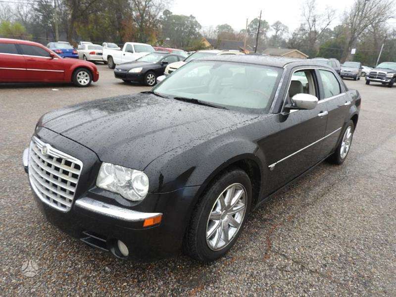 Chrysler 300C kėbulo dalys