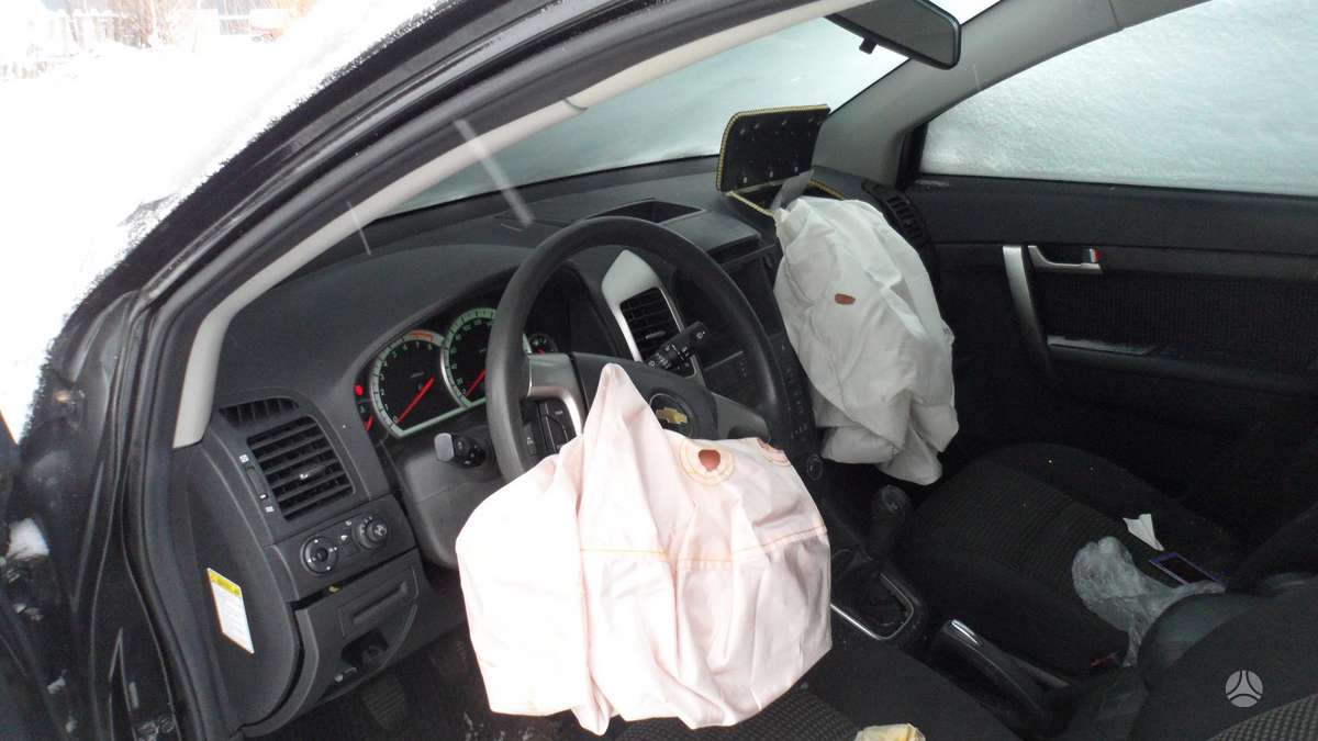Chevrolet Captiva по частям