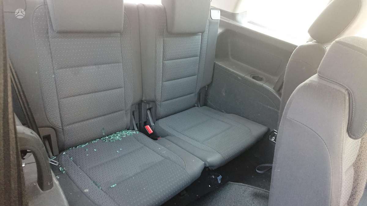 Volkswagen Touran dalimis