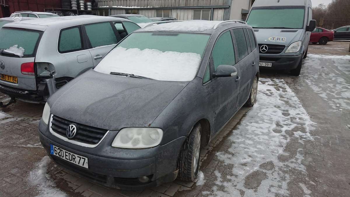 Volkswagen Touran dalimis