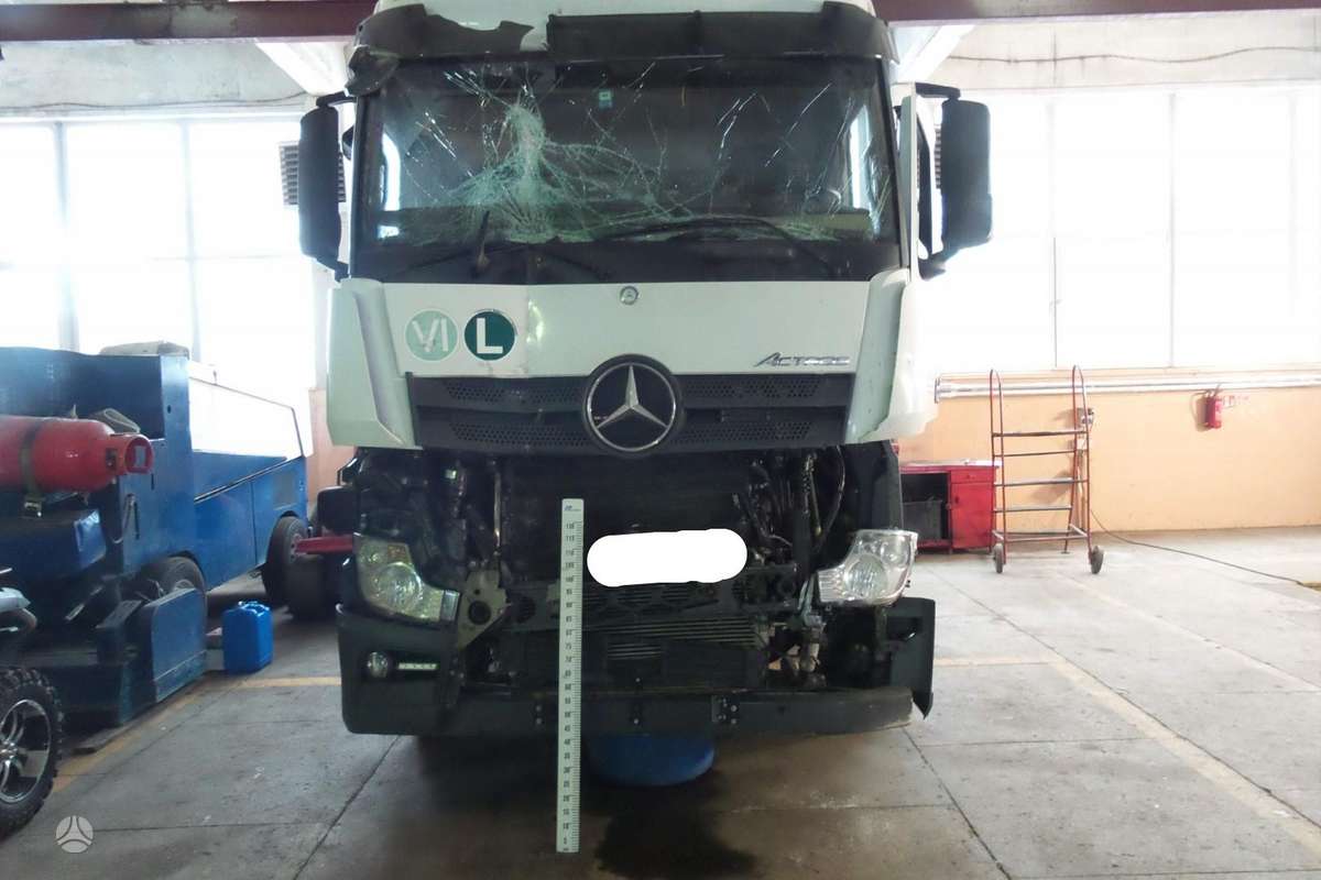 Mercedes-Benz Actros, vilkikai