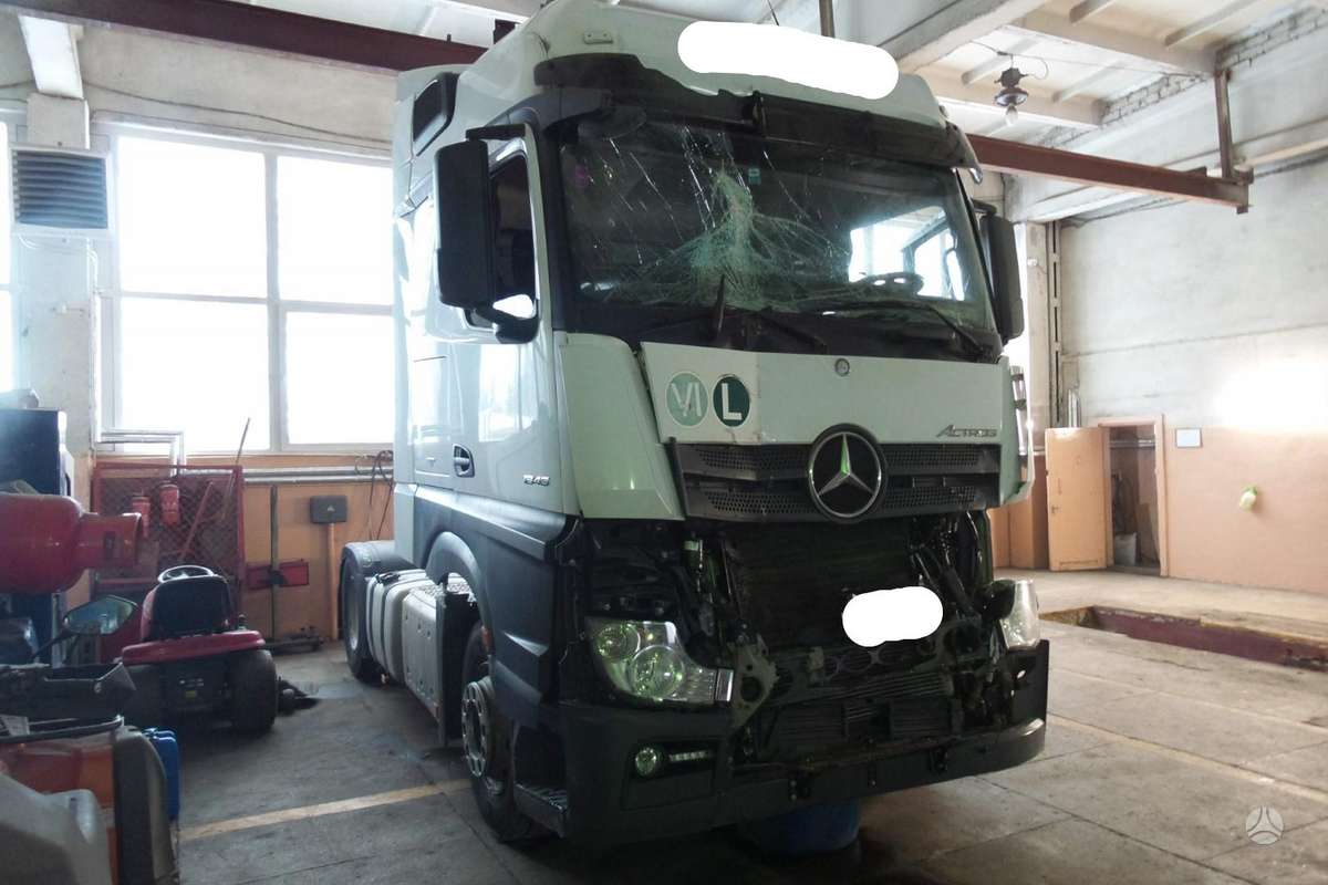 Mercedes-Benz Actros, vilkikai