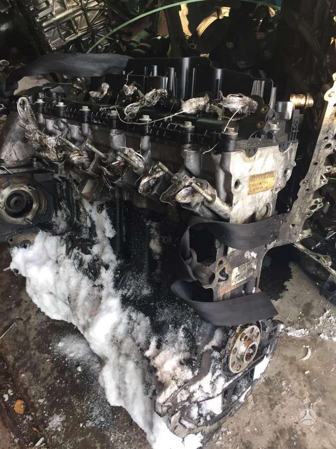 BMW X5, 306d2, variklio detalės