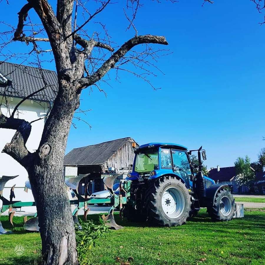 LS Mtron MT7, tractors