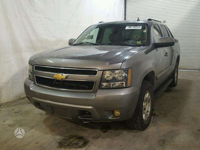 Chevrolet Avalanche dalimis