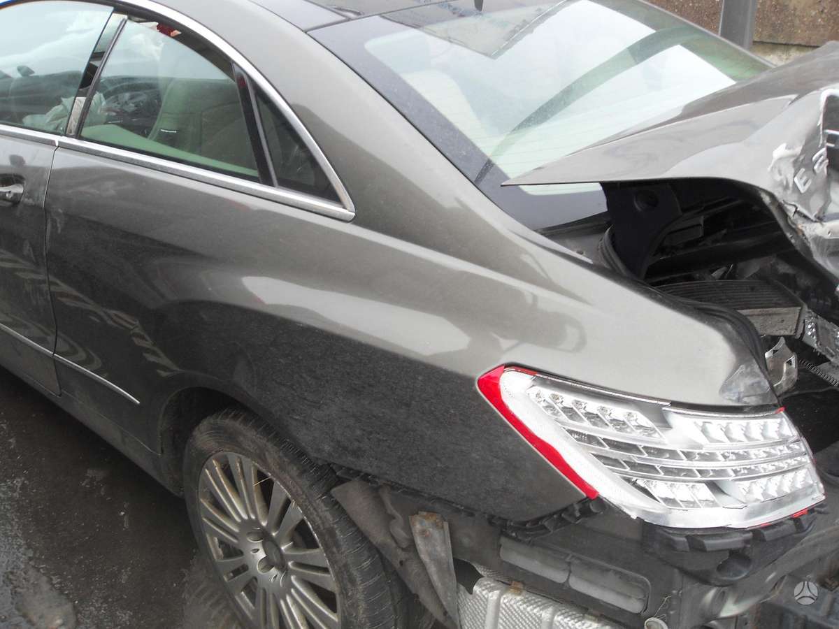 Mercedes-Benz E klasė rezerves daļās