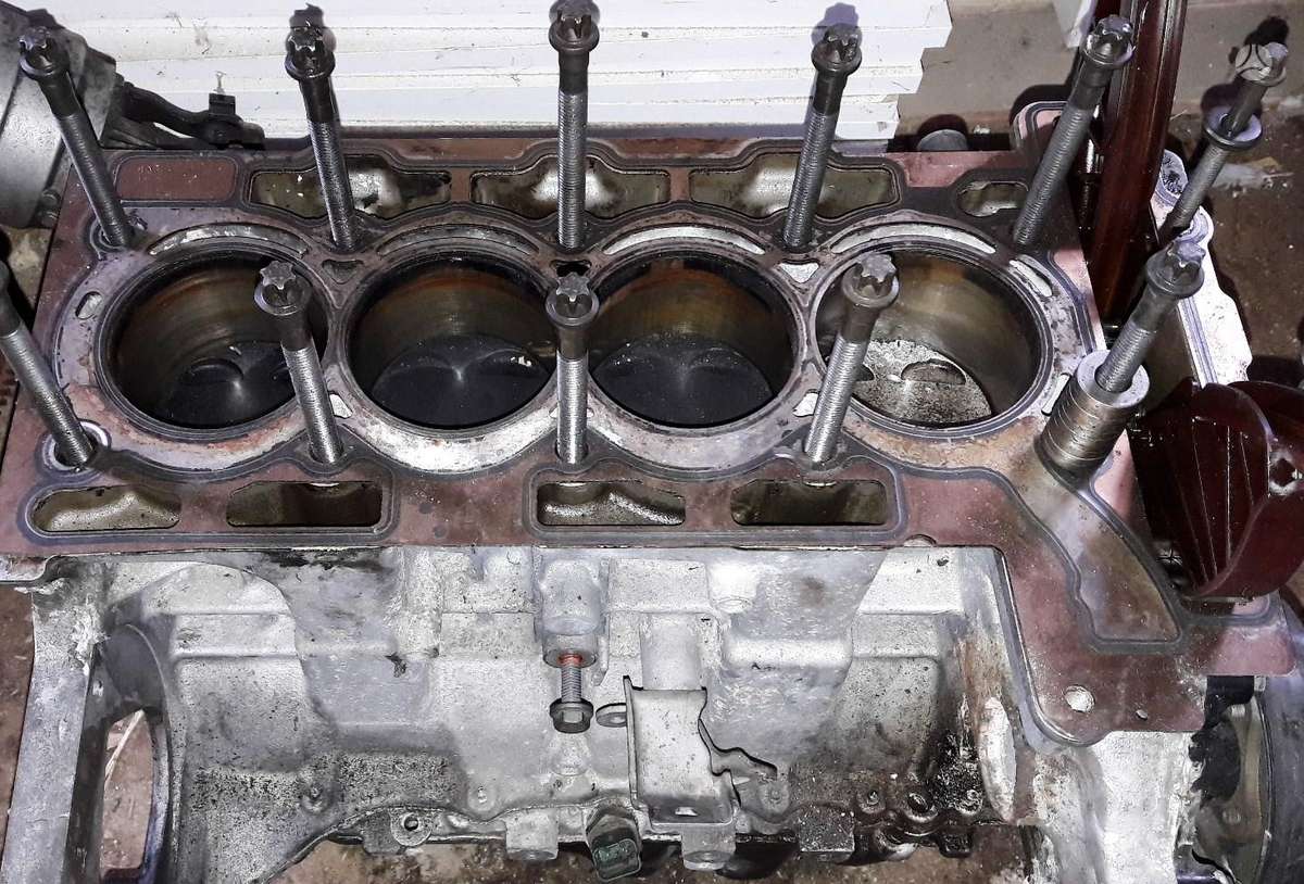 Mini Cooper, N12B16, variklio detalės