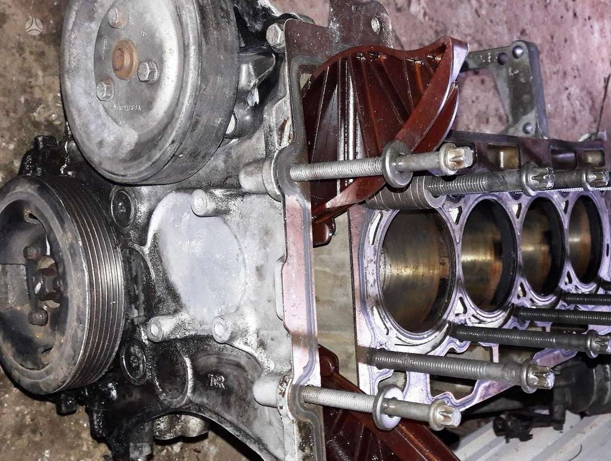 Mini Cooper, N12B16, детали двигателя