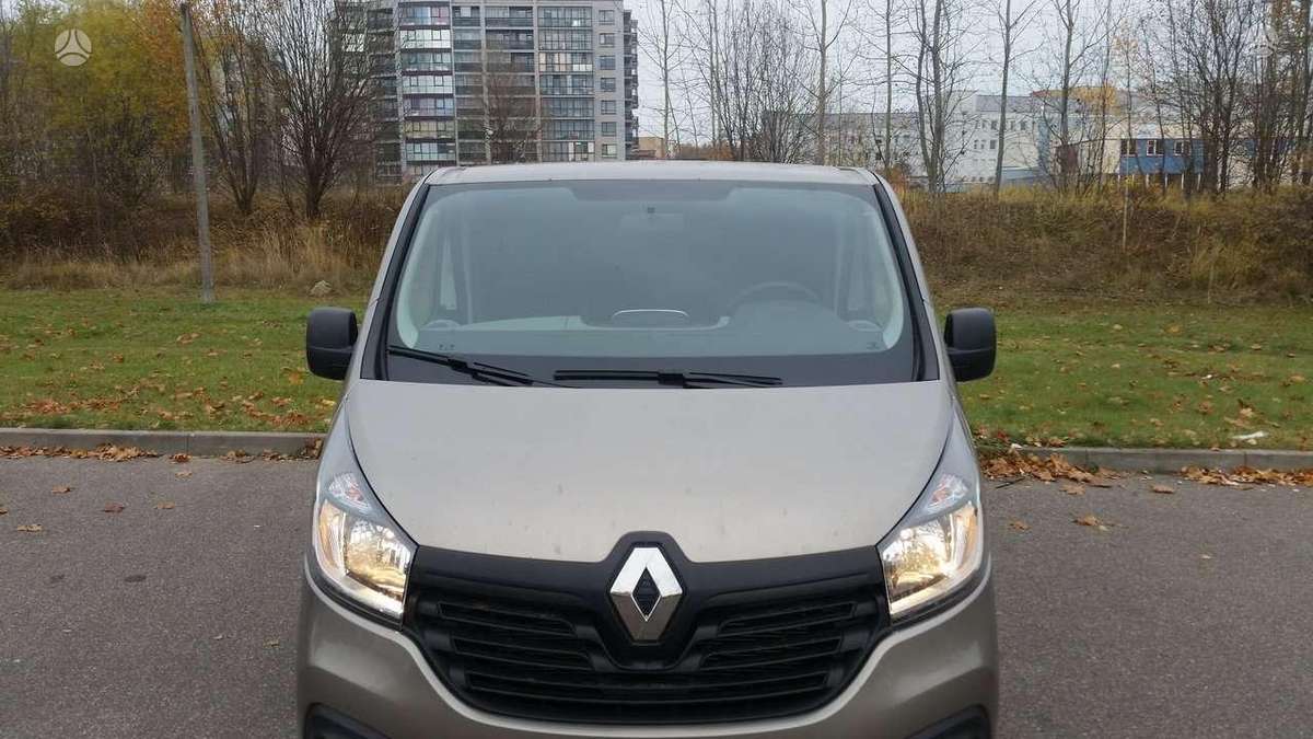 Renault Trafic, keleivinis mikroautobusas