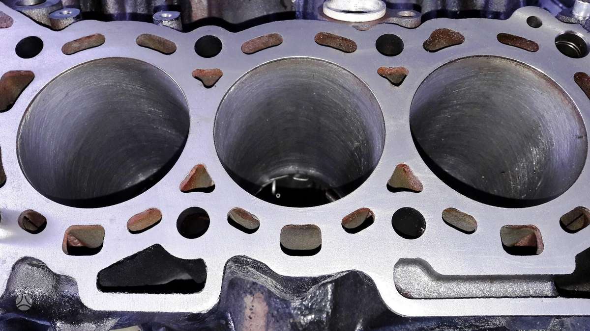 Jaguar XF, 276DT, engine parts