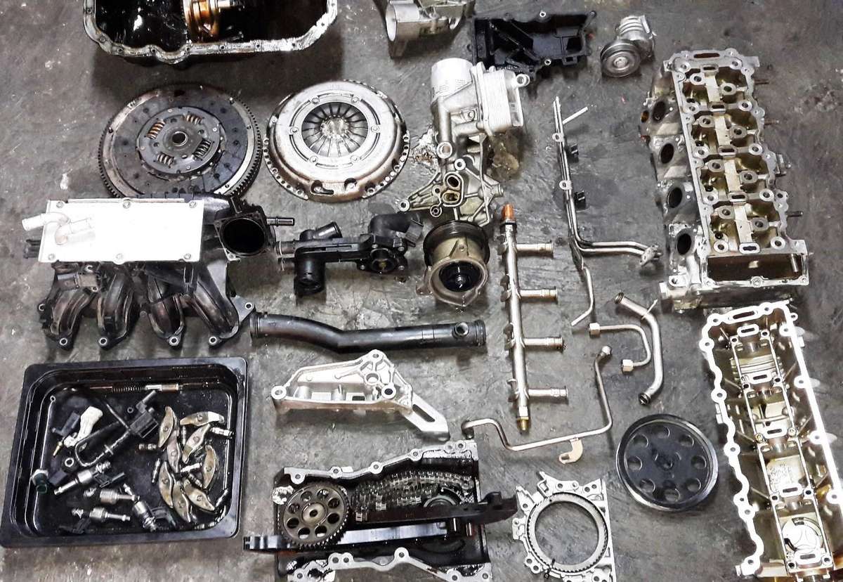 Skoda Octavia, CBZ, engine parts