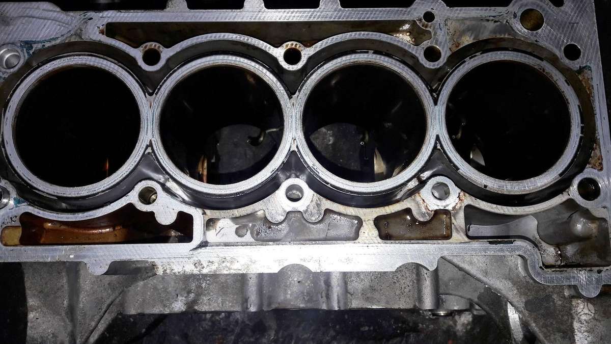 Skoda Yeti, CBZ, engine parts