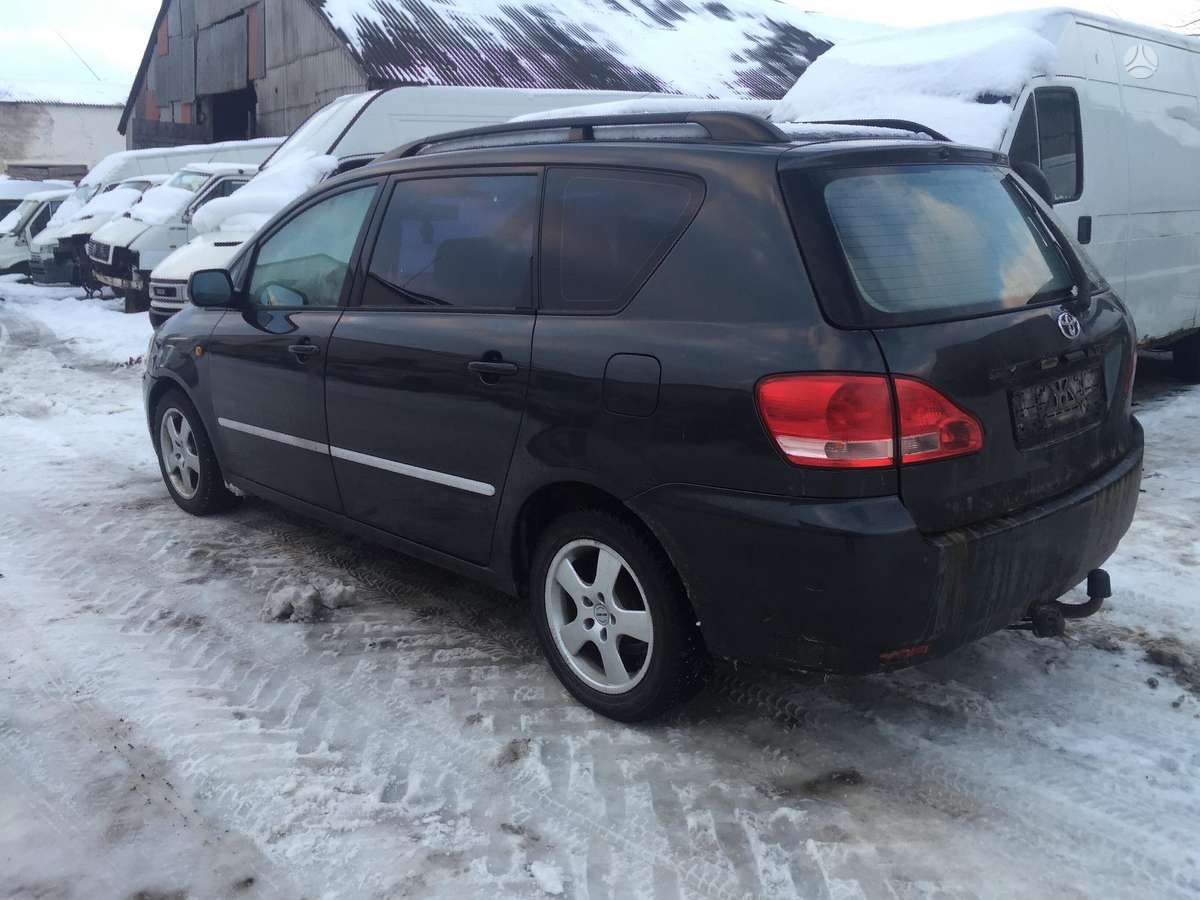 Toyota Avensis Verso, kablys