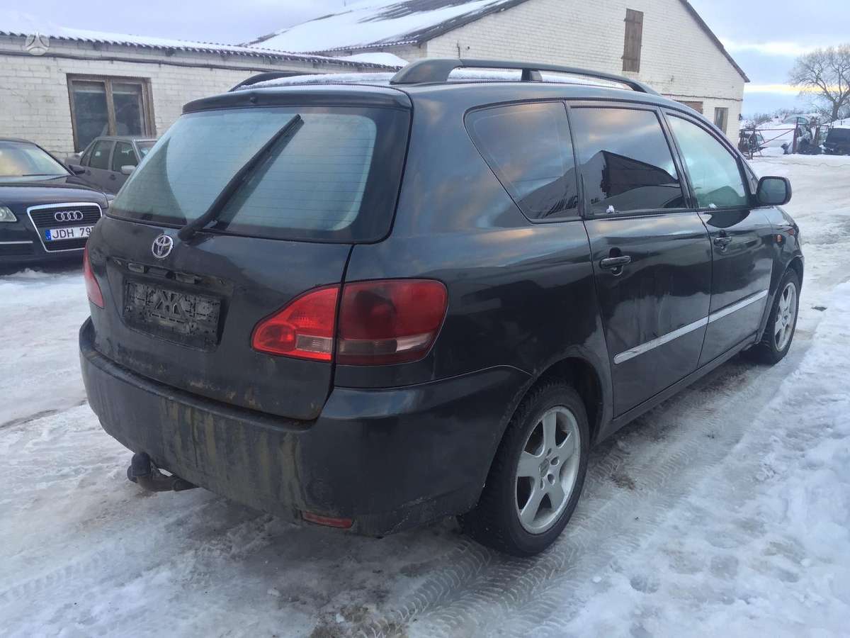 Toyota Avensis Verso, kablys
