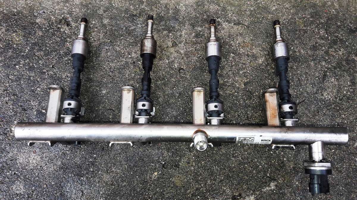 Ford Focus, JQDB, engine parts