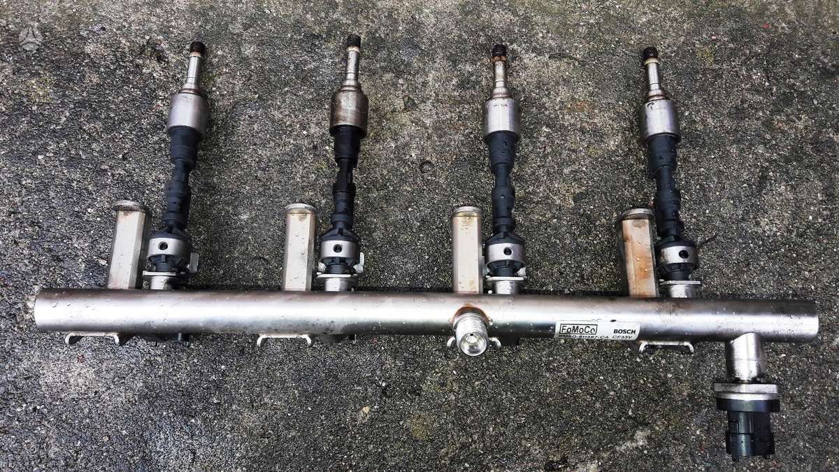 Ford Focus, JQDB, variklio detalės