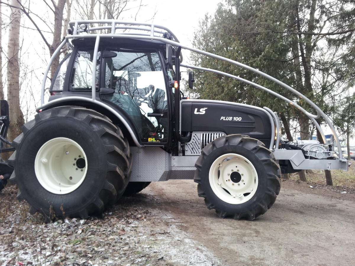 Valmet Valtra/Palms, лесные тракторы
