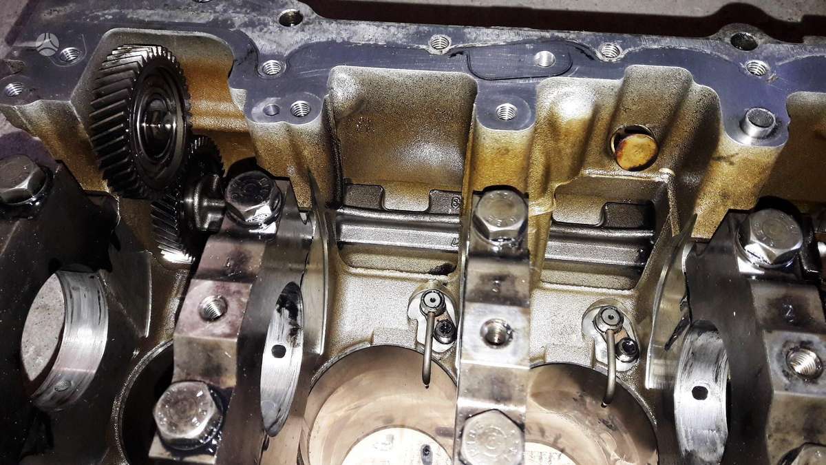 BMW 5 serija, N47D20DA, детали двигателя