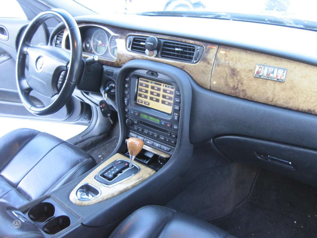 Jaguar S-Type dalimis. Jaguar s type 2 7 2004 g двигатель кпп мосты хо