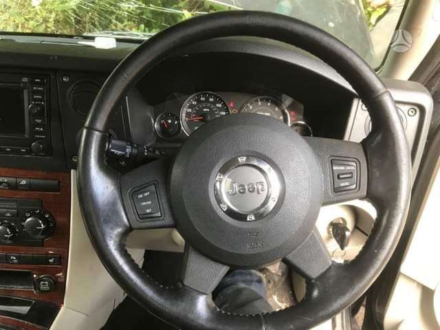 Jeep Commander