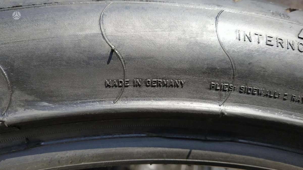 Pirelli P ZERO, summer 275/35 R21
