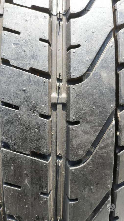 Pirelli P ZERO, summer 275/35 R21