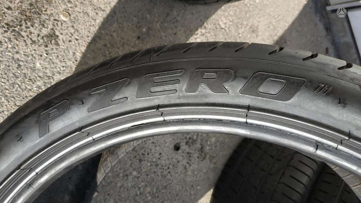 Pirelli P ZERO, summer 275/35 R21