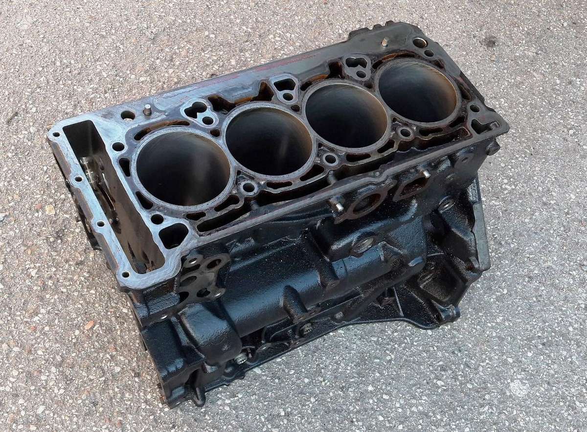 Volkswagen Golf, CJS, variklio detalės