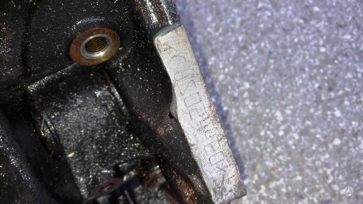 Volkswagen Passat, CJS, variklio detalės