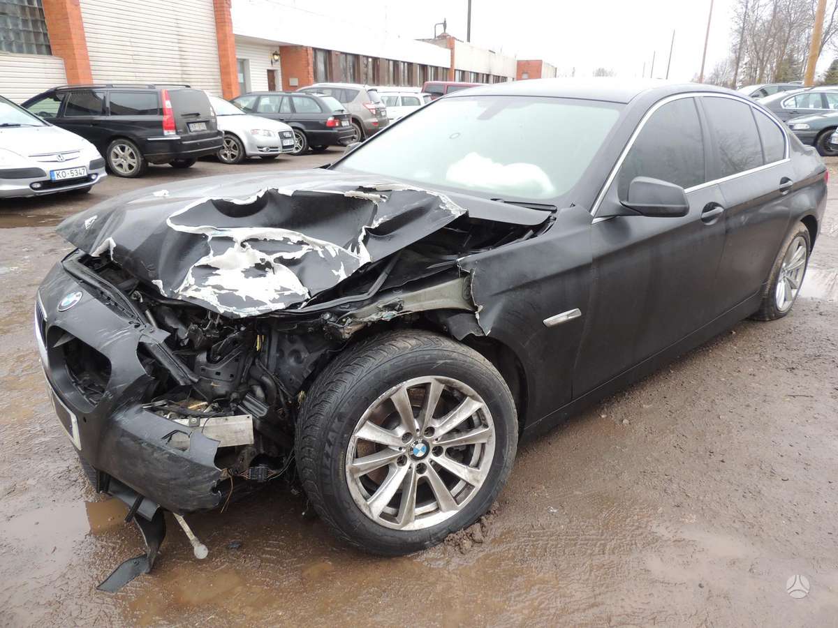 BMW 520 rezerves daļās. Google maps autokapseta basic waze autokapseta